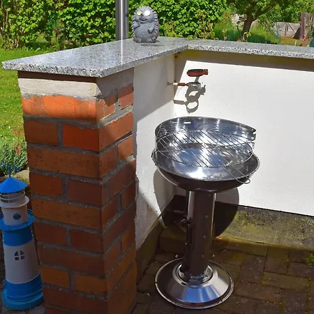 度假居 Idyllischer An Der Ostseekueste