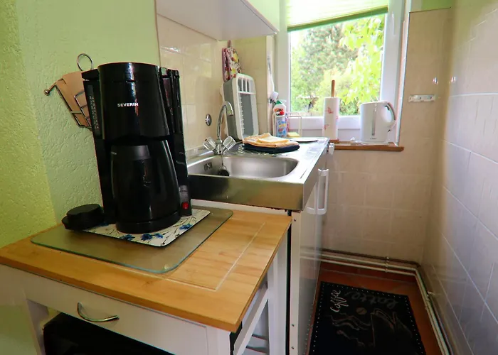 Idyllischer An Der Ostseekueste Reddelich