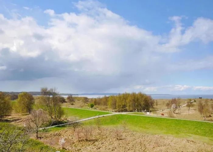 別荘 Idyllischer An Der Ostseekueste
